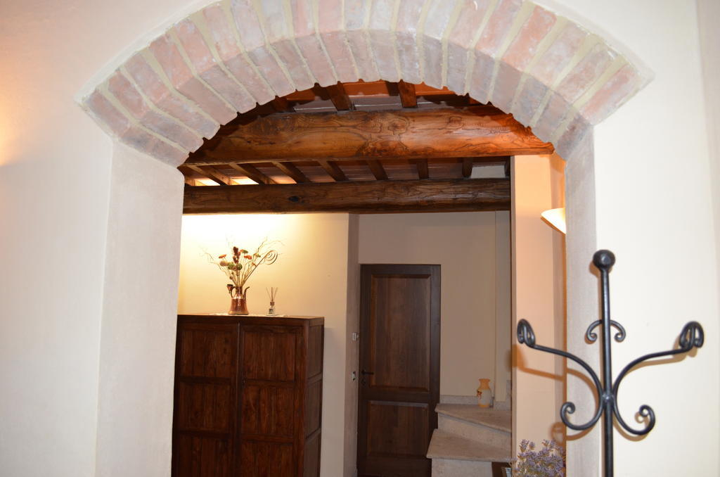 Palazzo Alle Mura Staggia Extérieur photo