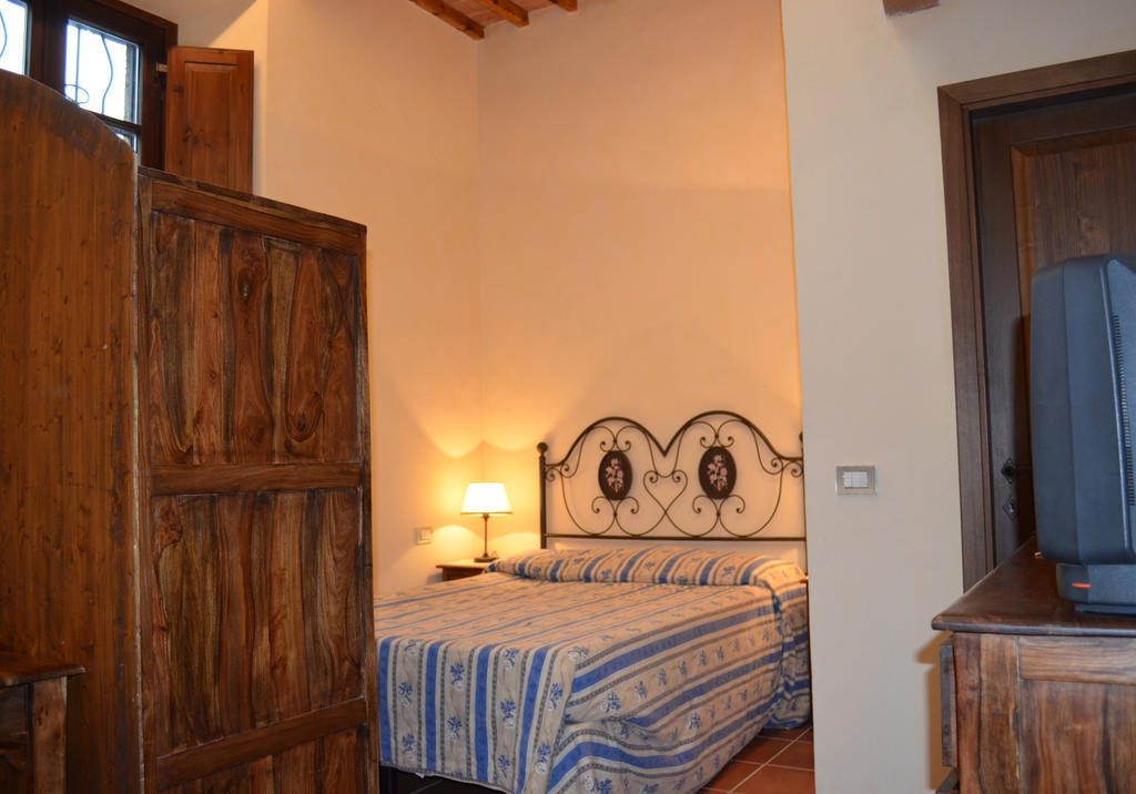 Palazzo Alle Mura Staggia Chambre photo