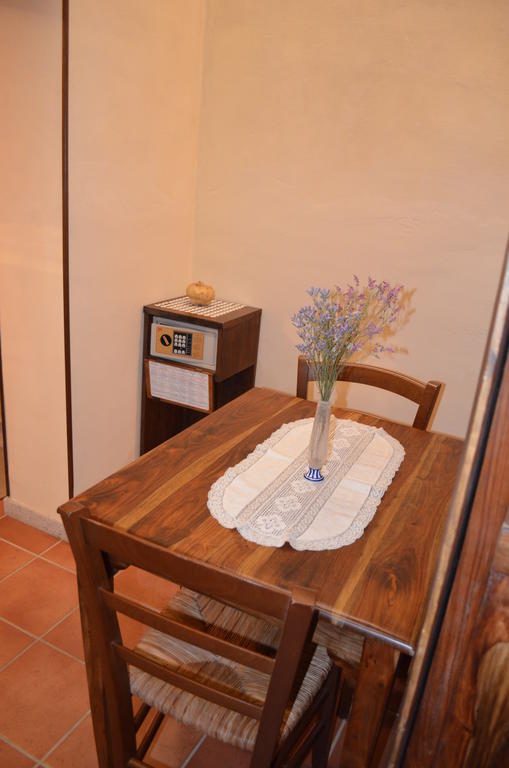 Palazzo Alle Mura Staggia Chambre photo